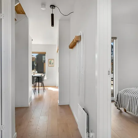 Kysthusene, Lejl, 7 Apartment *